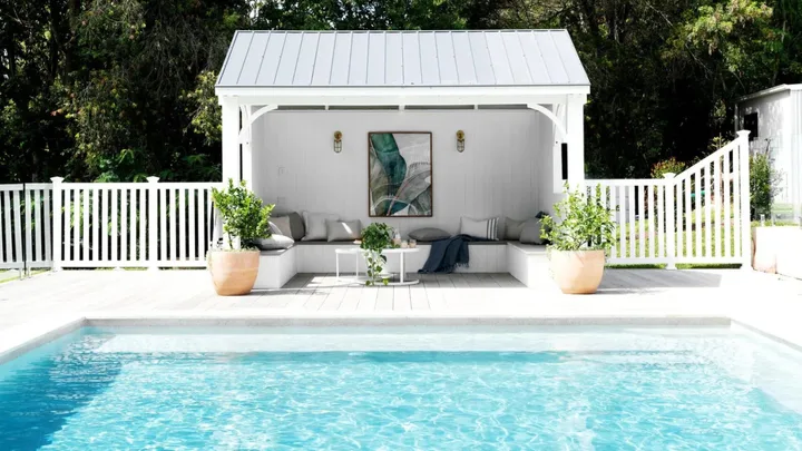 18 sensational backyard swimming pools