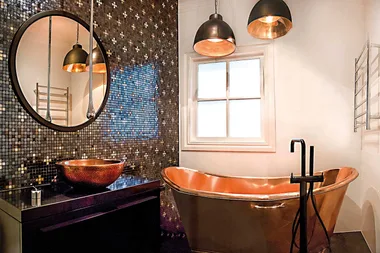 These are the mistakes you’re making with your bathroom statement piece