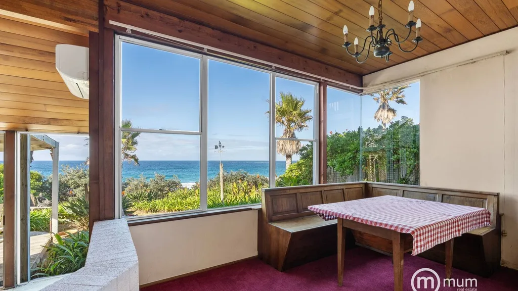 Laura Byrne and Matty J's South Coast rental.