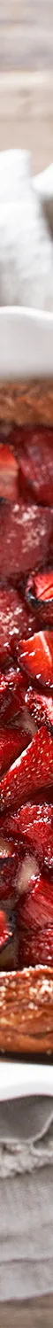 rhubarb strawberry almond tart recipe