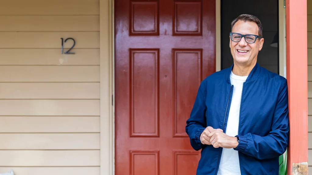 Selling Houses Australia Host Andrew Winter